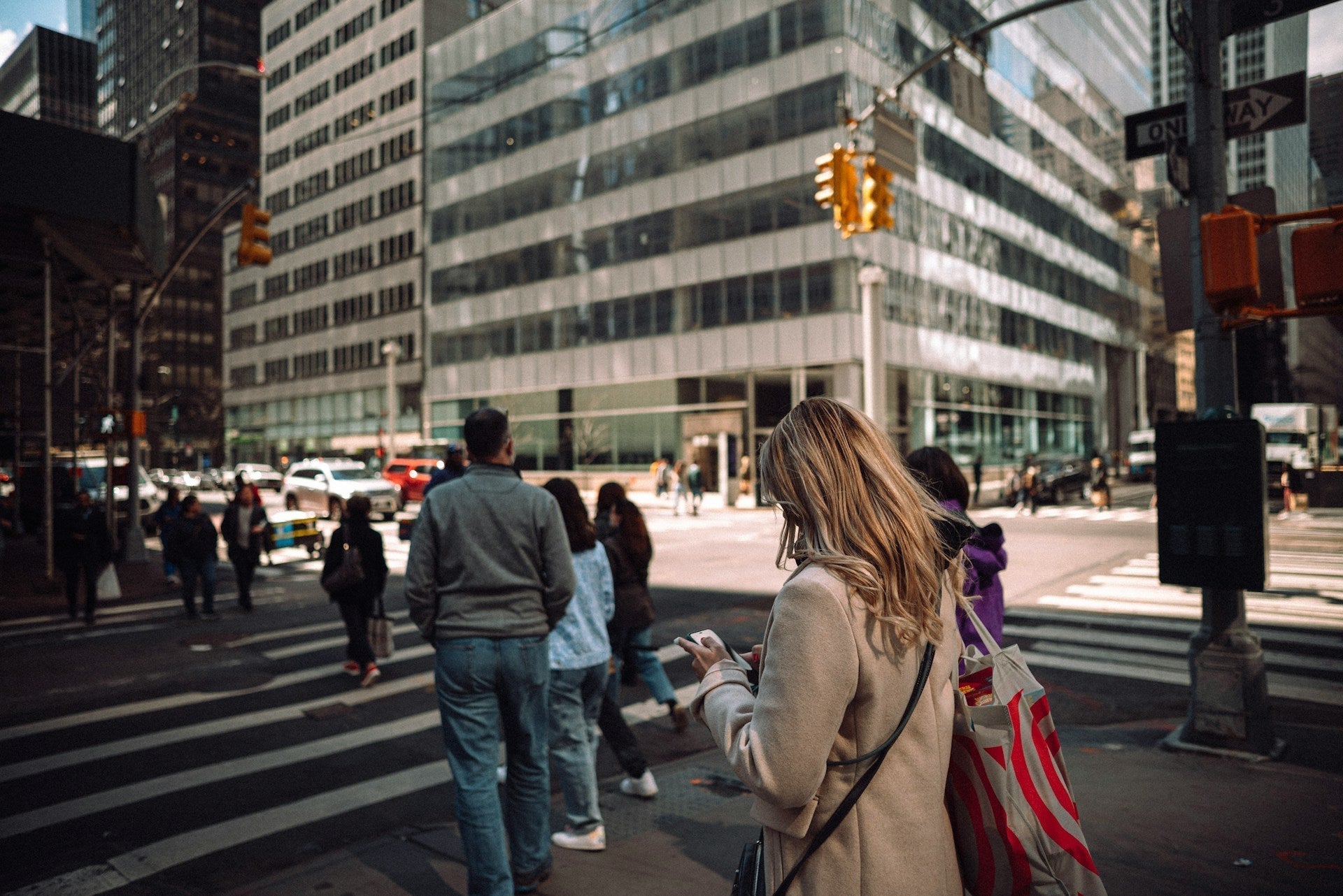 Freshness on the Go: Feminine Hygiene for Busy Women